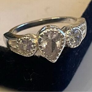 Beautiful Silver 3-Stone Pear Cut CZ Wedding Engagement Promise Ring 7